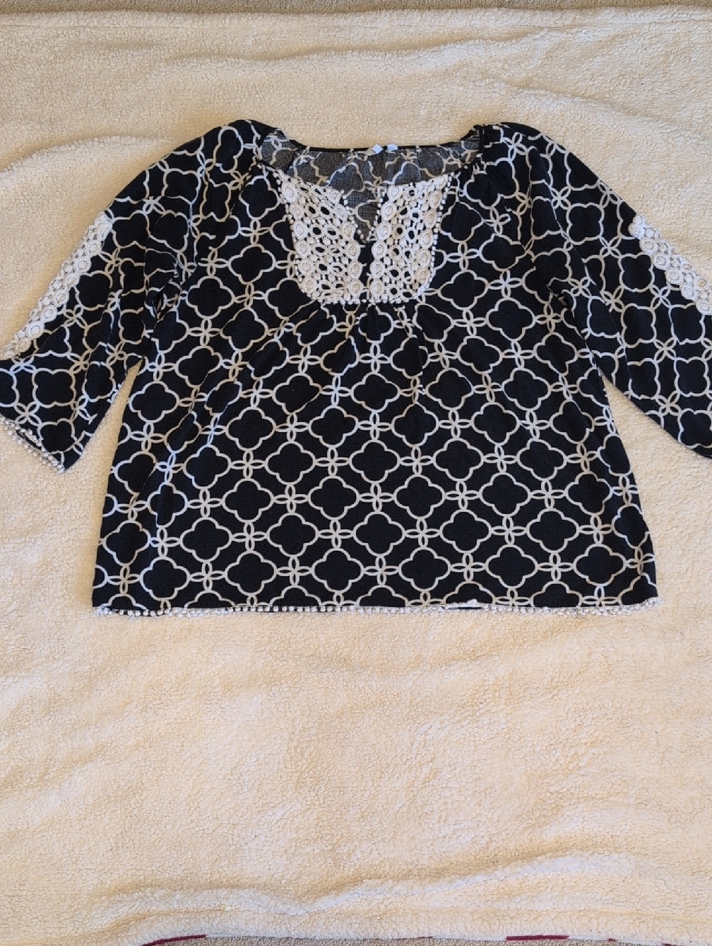 Crown & Ivy Womens Navy & White Crochet Lace Trim Top Size XL